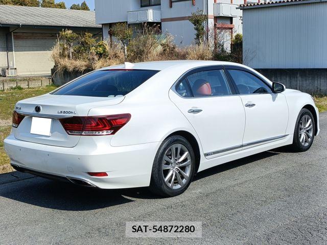 Lexus LS 2015-01 4964528-1