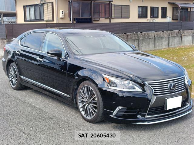 Lexus LS 2013-03 4964520-2