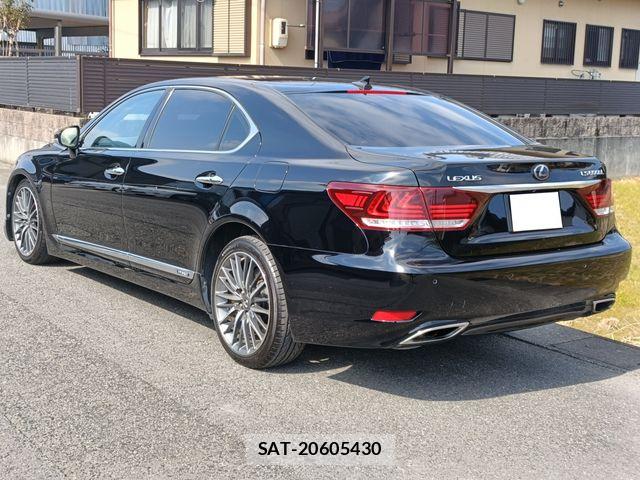 Lexus LS 2013-03 4964520-3