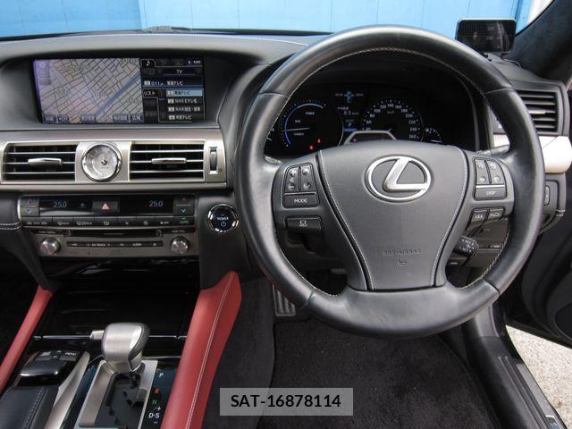 Lexus LS 2014-06 6612867-11