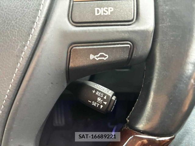 Lexus LS 2013-07 6907749-14
