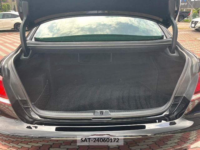 Lexus LS 2012-12 7358507-10