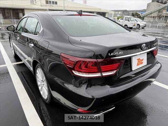 Lexus LS 2013-12 7877371-12