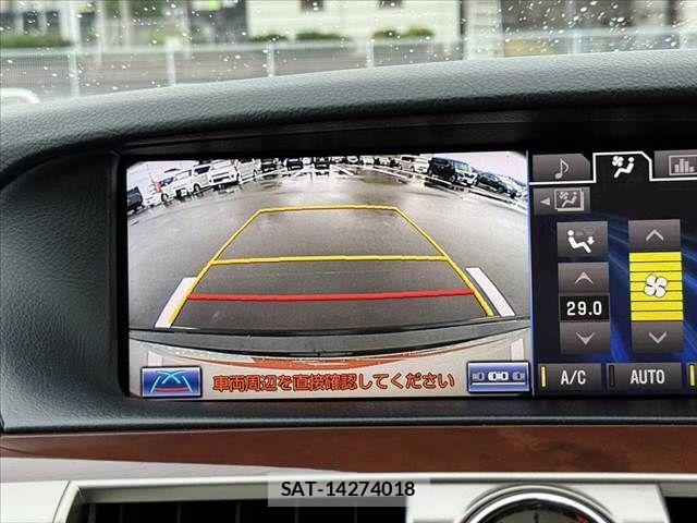 Lexus LS 2013-12 7877371-4