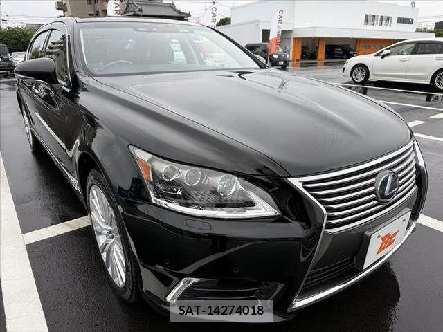 Lexus LS 2013-12 7877371-7