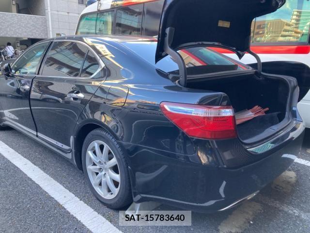 Lexus LS 2007-12 8245729-3