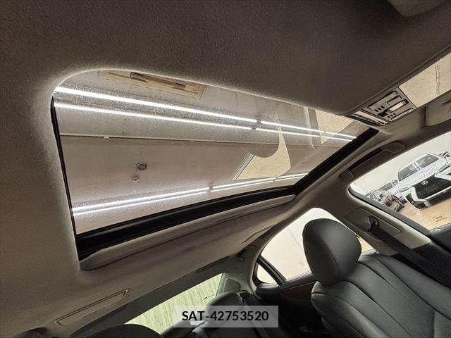 Lexus LS 2008-02 8315194-3