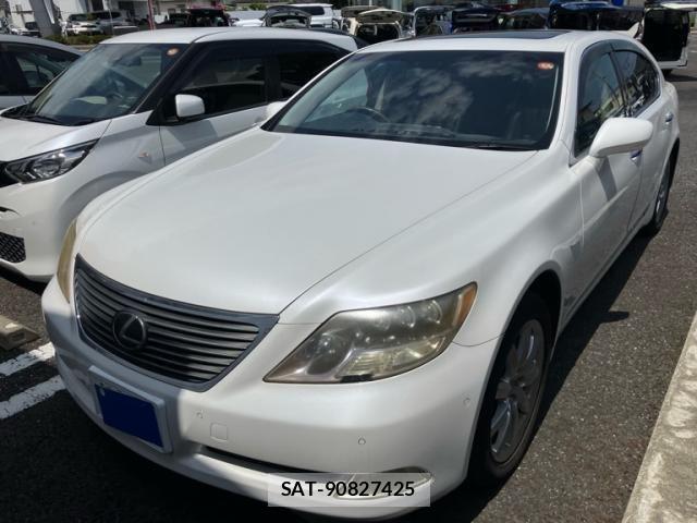 Lexus LS 2007-05 8315195-1