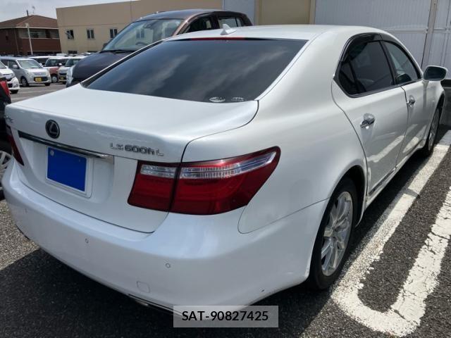 Lexus LS 2007-05 8315195-2
