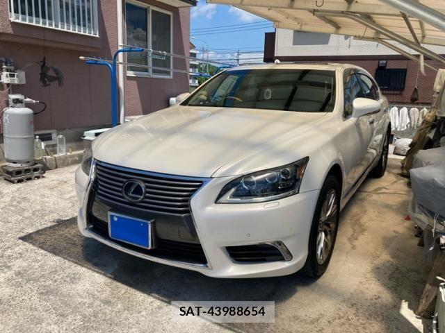 Lexus LS 2013-02 8336571-0