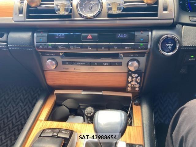 Lexus LS 2013-02 8336571-22