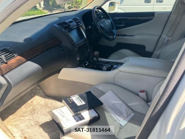 Lexus LS 2007-07 8336569-10