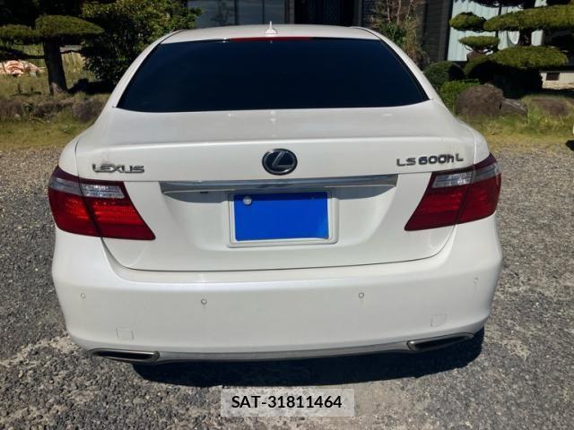 Lexus LS 2007-07 8336569-2