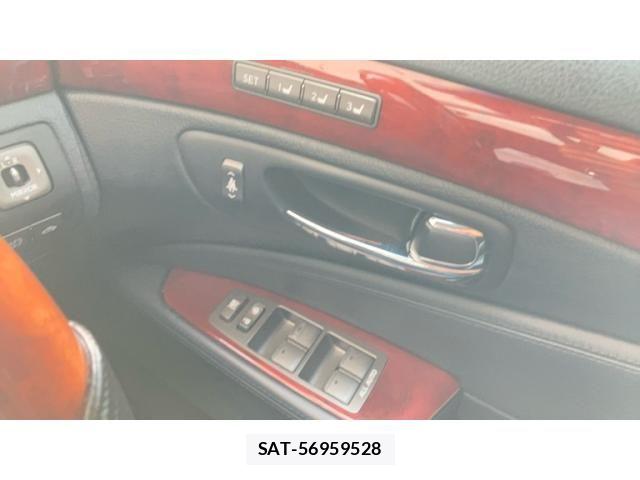 Lexus LS 2007-07 8354846-10