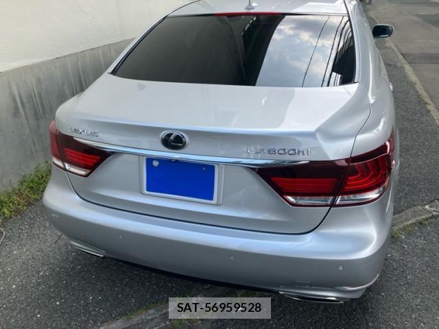 Lexus LS 2007-07 8354846-1