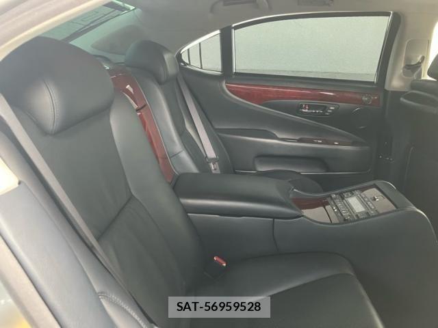 Lexus LS 2007-07 8354846-3
