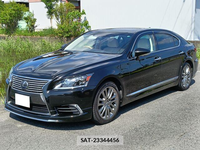 Lexus LS 2015-03 8354847-0