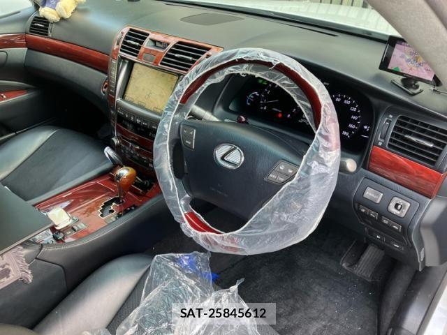Lexus LS 2007-08 8371806-16