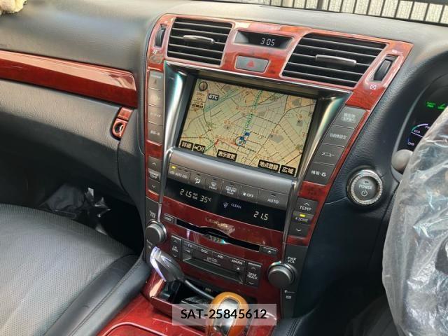 Lexus LS 2007-08 8371806-23
