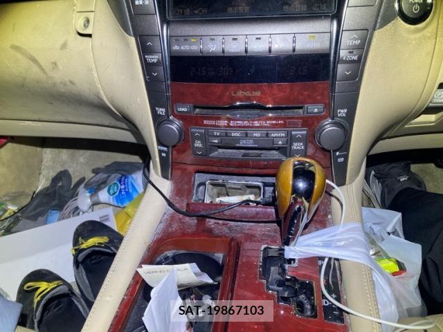 Lexus LS 2007-08 8413293-22
