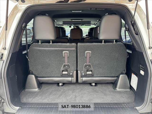 Lexus LX 2021-09 1056018-18