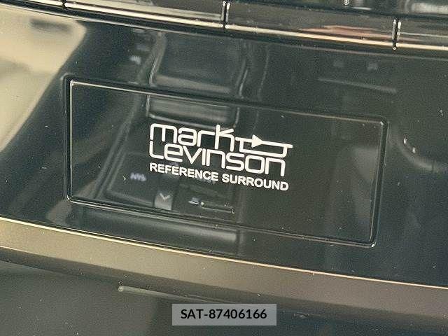 Lexus LX 2016-03 3674678-10