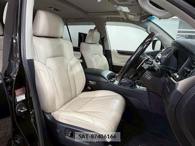 Lexus LX 2016-03 3674678-4