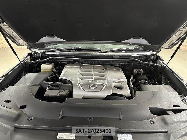 Lexus LX 2015-12 4139863-12