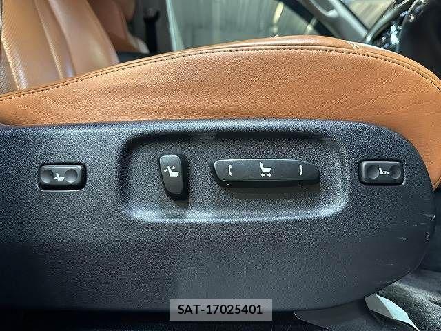 Lexus LX 2015-12 4139863-13