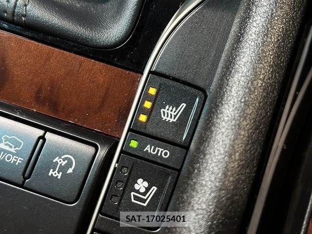 Lexus LX 2015-12 4139863-7