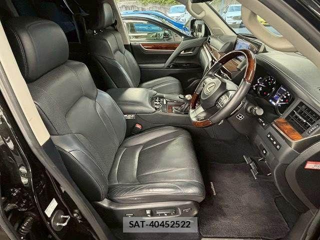 Lexus LX 2015-10 5870973-9