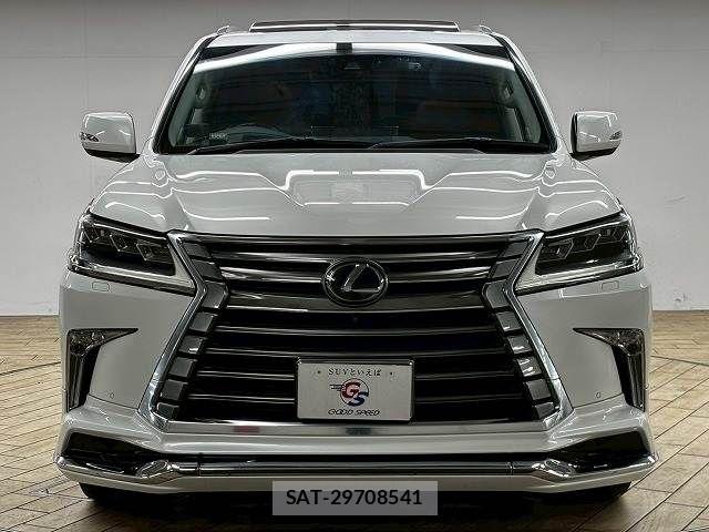 Lexus LX 2016-04 6276714-16