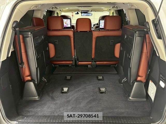 Lexus LX 2016-04 6276714-19