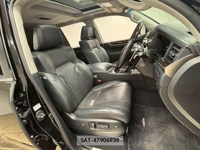 Lexus LX 2019-01 6672277-4