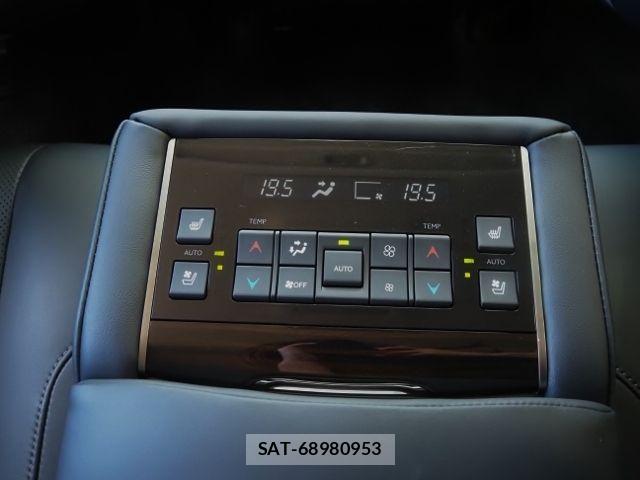 Lexus LX 2018-07 6672276-14