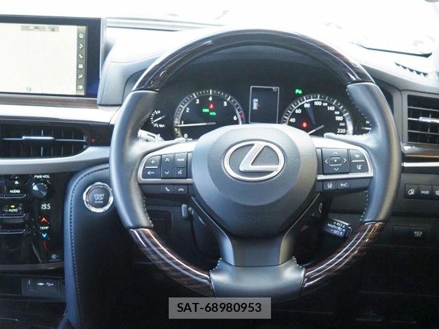 Lexus LX 2018-07 6672276-20
