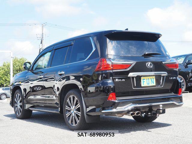 Lexus LX 2018-07 6672276-5