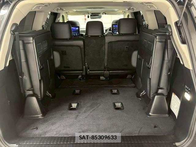 Lexus LX 2015-11 6815715-19