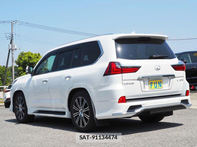 Lexus LX 2021-01 6907738-5