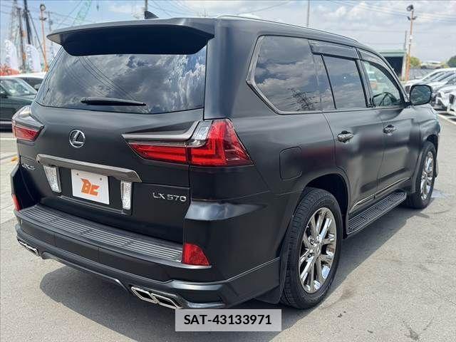 Lexus LX 2017-05 6907743-14