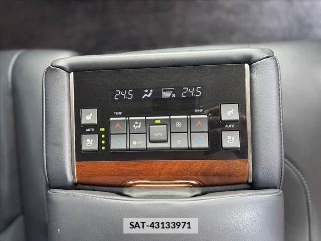 Lexus LX 2017-05 6907743-20