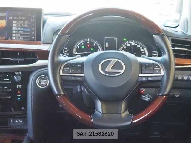 Lexus LX 2021-02 7221004-22