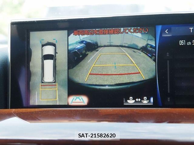 Lexus LX 2021-02 7221004-24