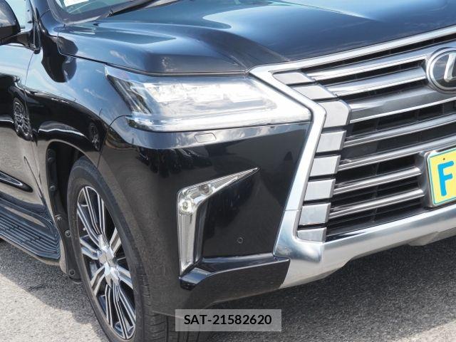 Lexus LX 2021-02 7221004-7