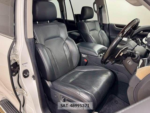 Lexus LX 2016-10 7251327-4