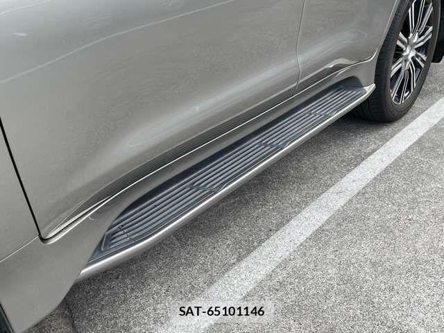 Lexus LX 2017-11 7328043-12