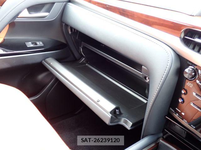 Lexus LX 2021-03 7358511-16