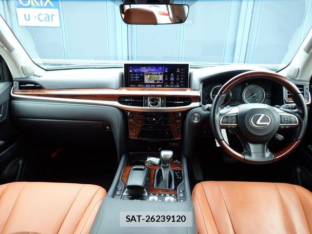 Lexus LX 2021-03 7358511-1