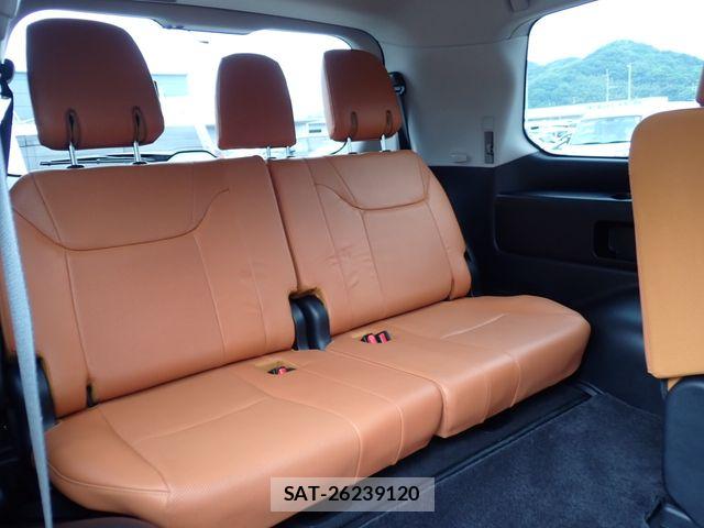 Lexus LX 2021-03 7358511-19