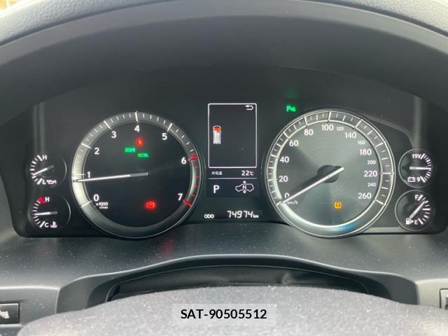 Lexus LX 2016-01 7455418-16